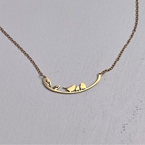 Family of Birds on Branch Gold Plated Dainty Necklace NWOT
